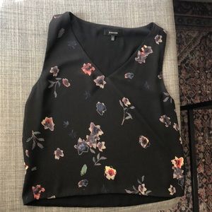 aritzia sleeveless blouse